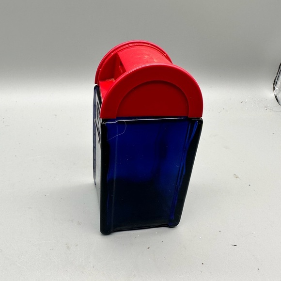 Avon Red and Blue Mailbox Decor - Picture 2 of 8